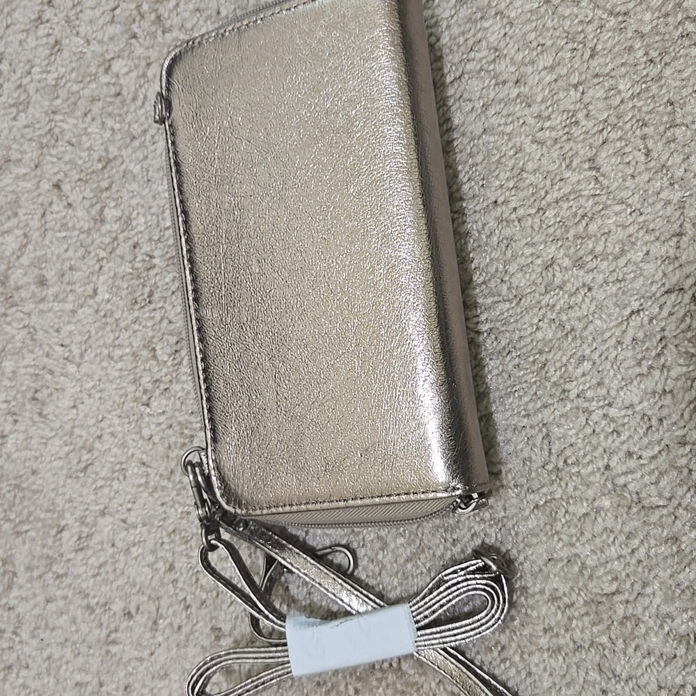 Like New The Sak Gold Metallic Wallet with Strap - Picture 6 of 12